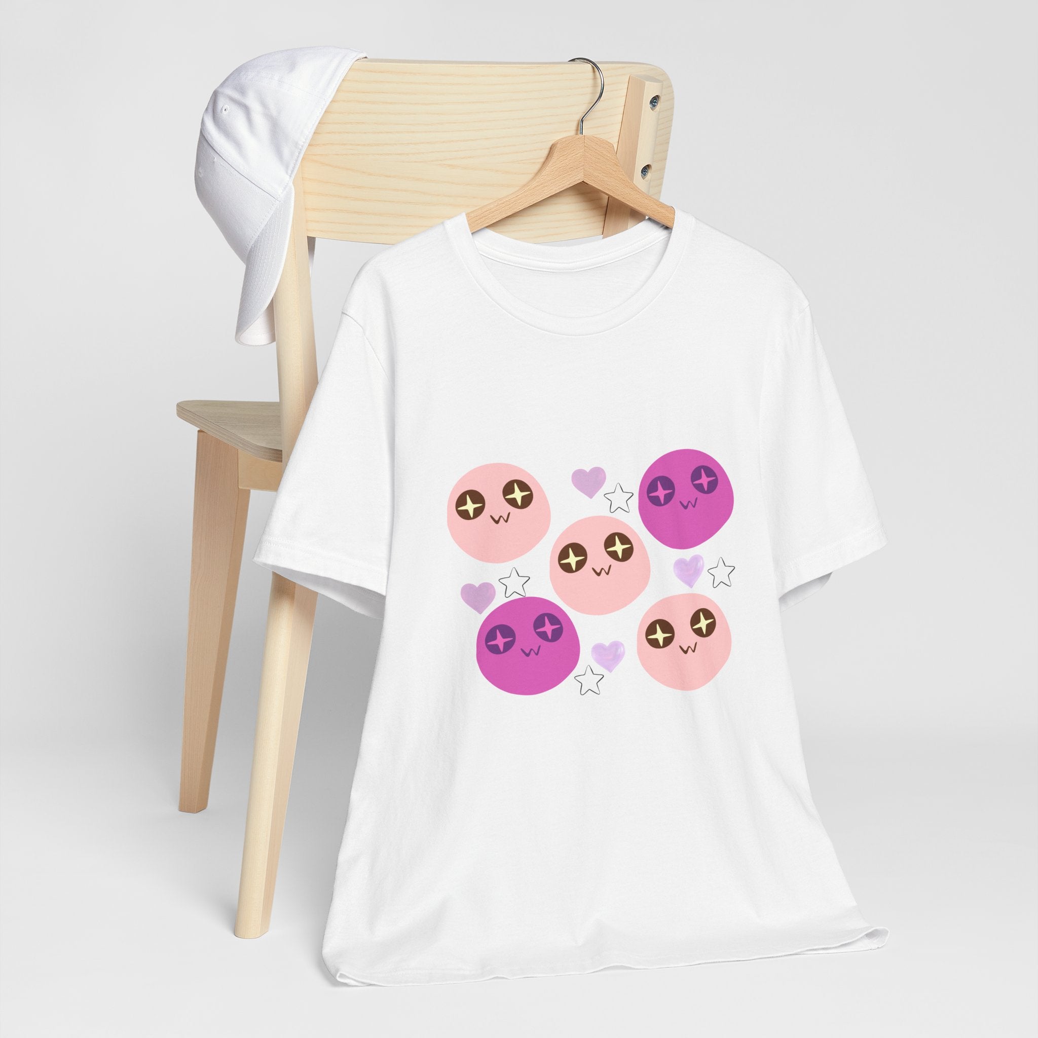 T-Shirt: Cutesy Emoji | Valentines Day