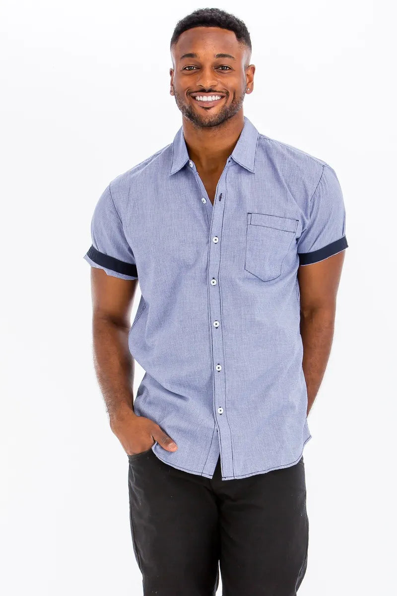 Men's short sleeve solid shirt in breathable fabric, available in sizes S to 5XL, ideal for casual and semi-formal wear.