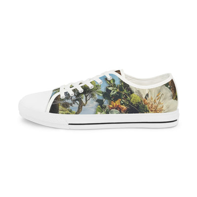 Sneakers: Artsy Asymmetric Design