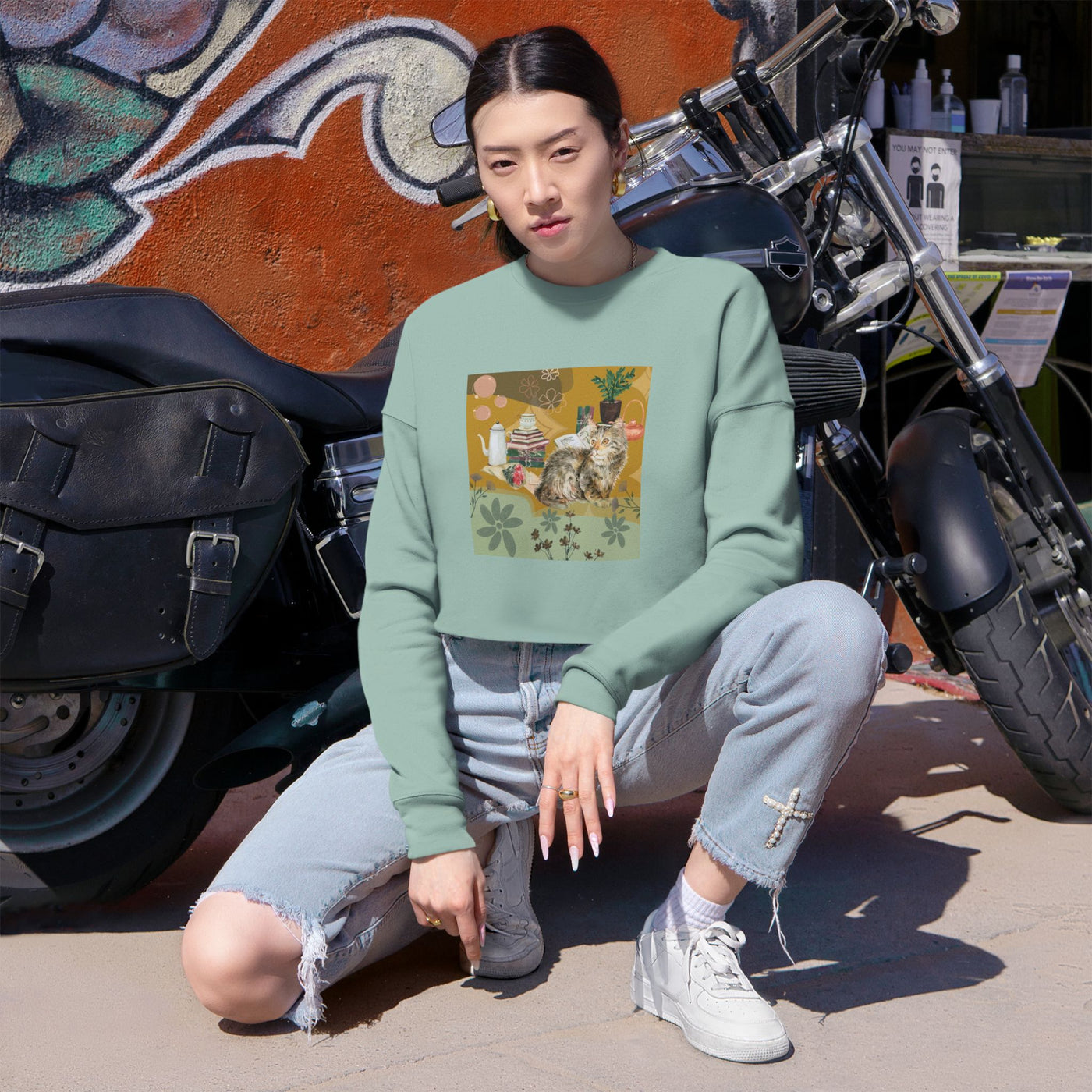 Sweatshirt: Autumn comforts with Kitties & Books - Cropped