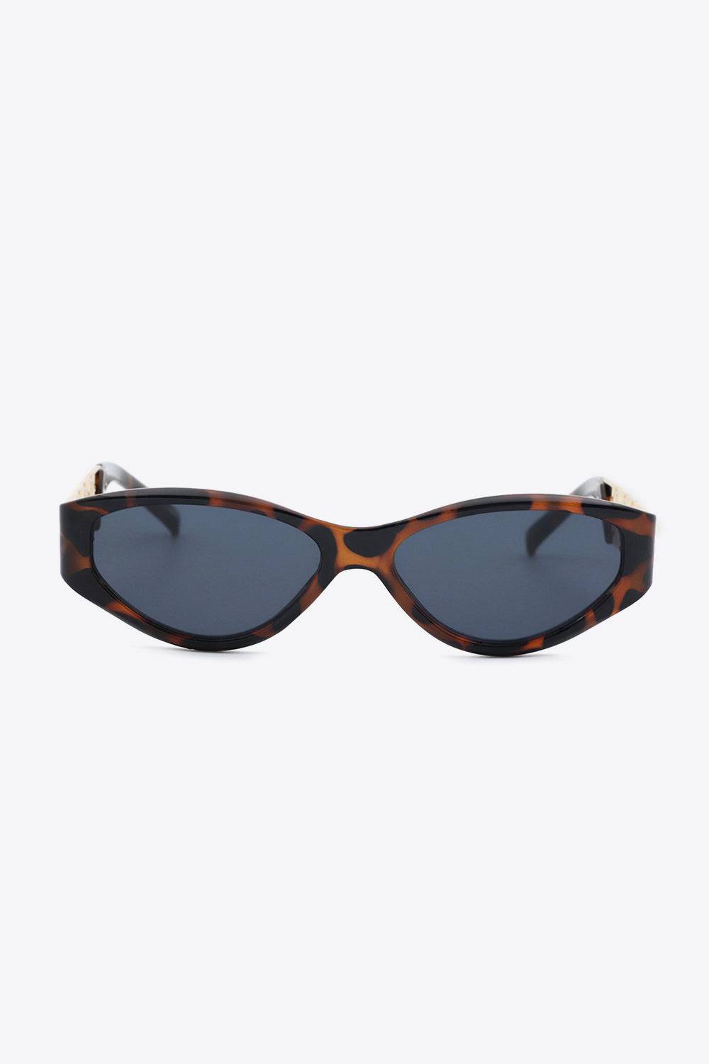Cat eye sunglasses with tortoise shell frames and chain detail.