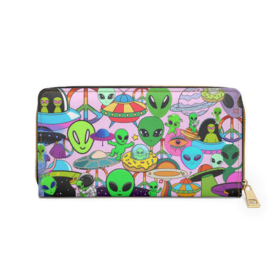 Wallet: Out of This World | Alien Zipper Wallet