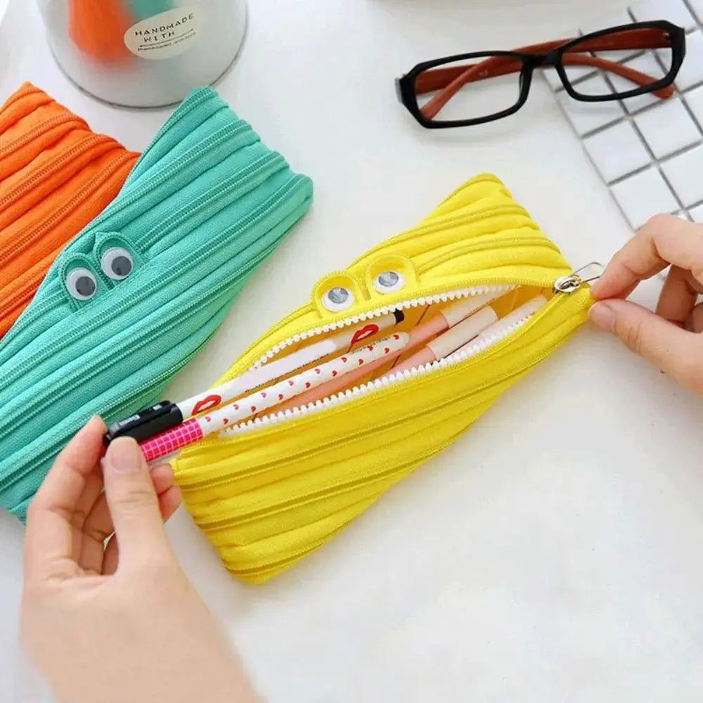 SmileZip™ – Cute One-Zip Pencil Pouch for Daily Fun 🎒